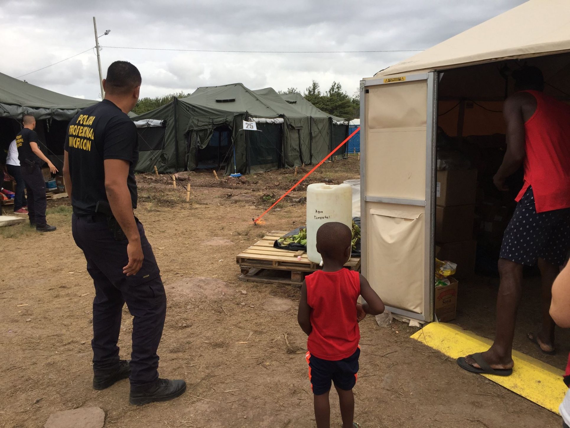 Pandemia altera búsqueda de refugio de migrantes; mientras sistema carece de soluciones duraderas