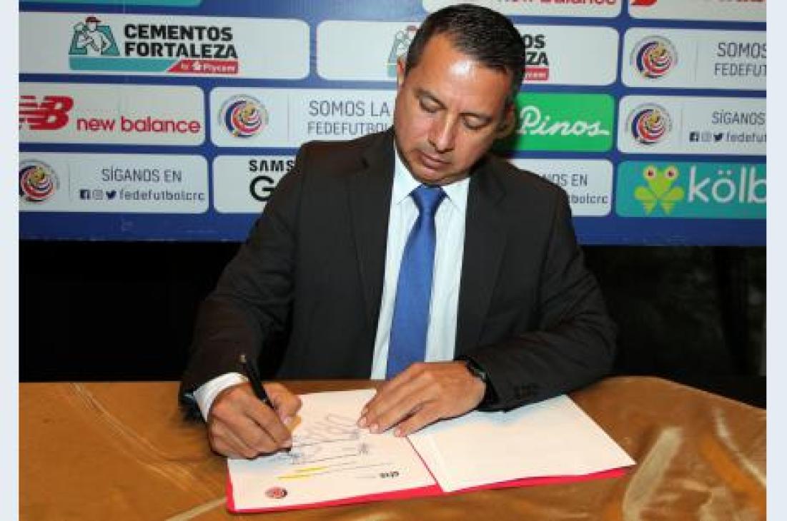 Registro Nacional comprueba que reelección de Rodolfo Villalobos en la Fedefútbol fue irregular