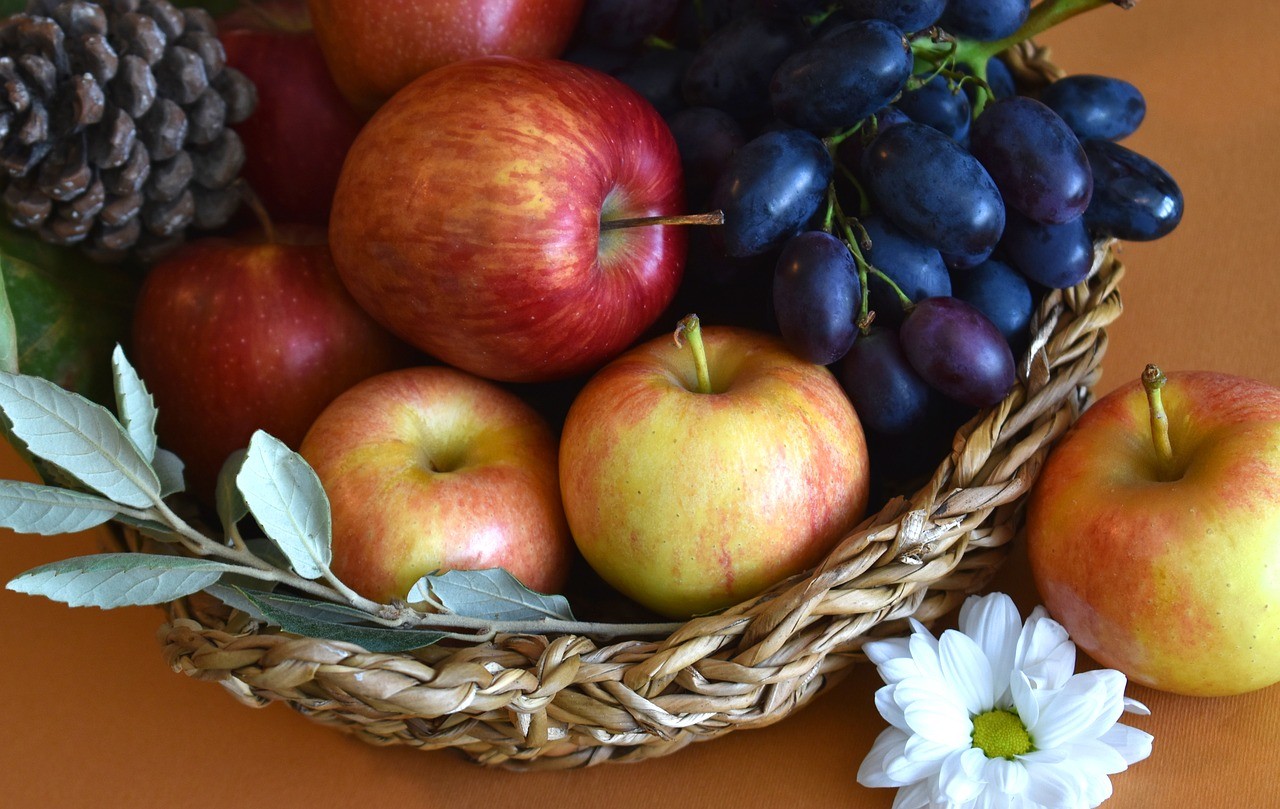 Empresarios piden acciones contra contrabando de uvas, manzanas y peras