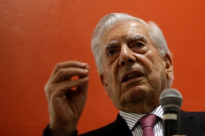 Vargas Llosa: Con AMLO México podría volver a la “dictadura”