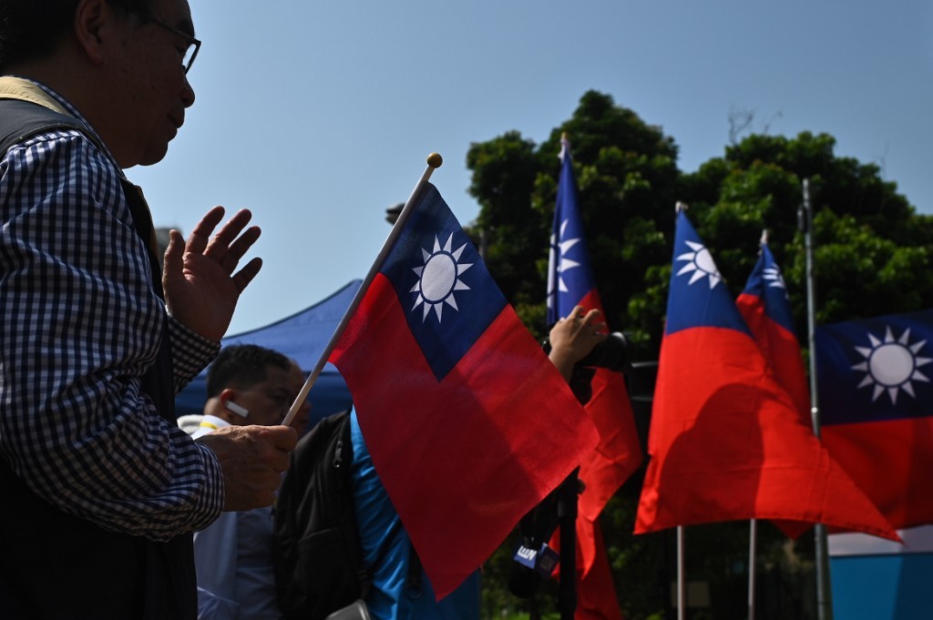 EE.UU. insta a China a no intervenir en las elecciones en Taiwán
