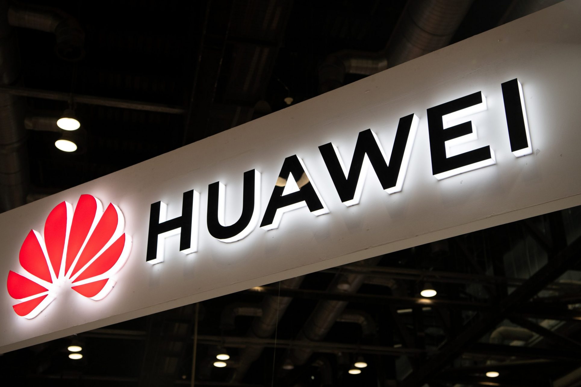 Huawei mantiene sus ambiciones pese a intento de bloqueo por parte de EE.UU.