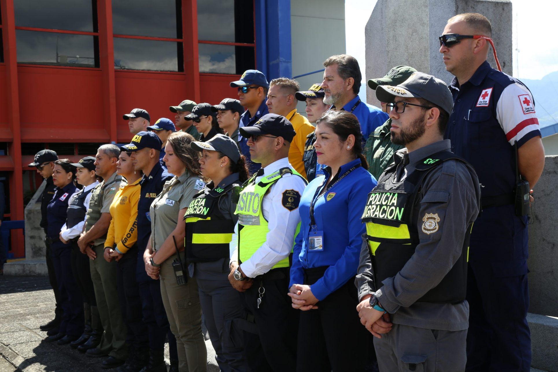 Activan plan de seguridad para diciembre: policía resguardará comercios, mientras oficiales irán contra conductores borrachos
