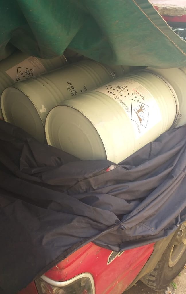 750 kilos de peligroso químico eran transportados en pick-up por Guanacaste