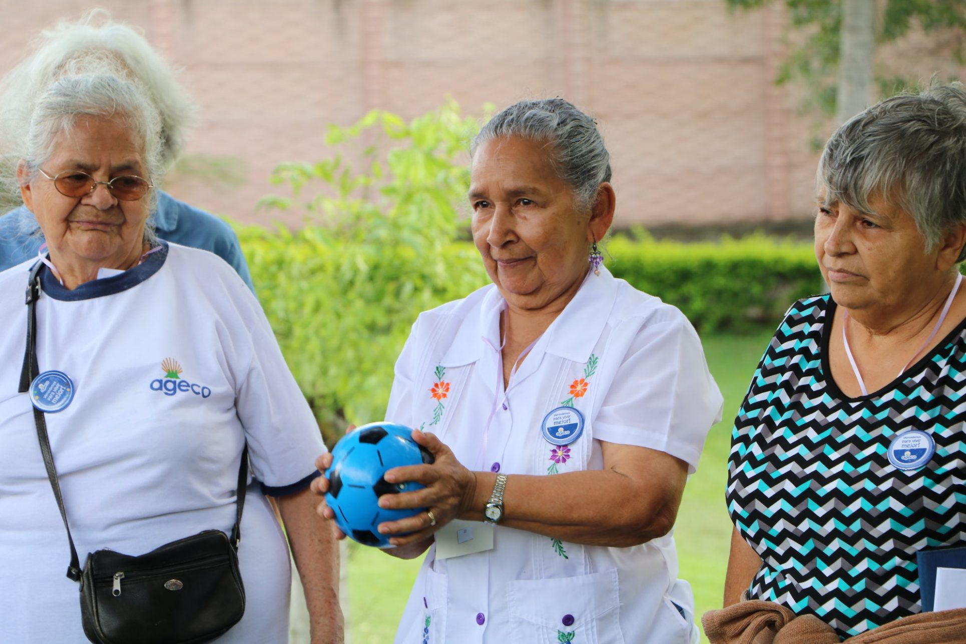 Ageco ofrece actividades virtuales para cuidar la salud mental y física de las personas mayores