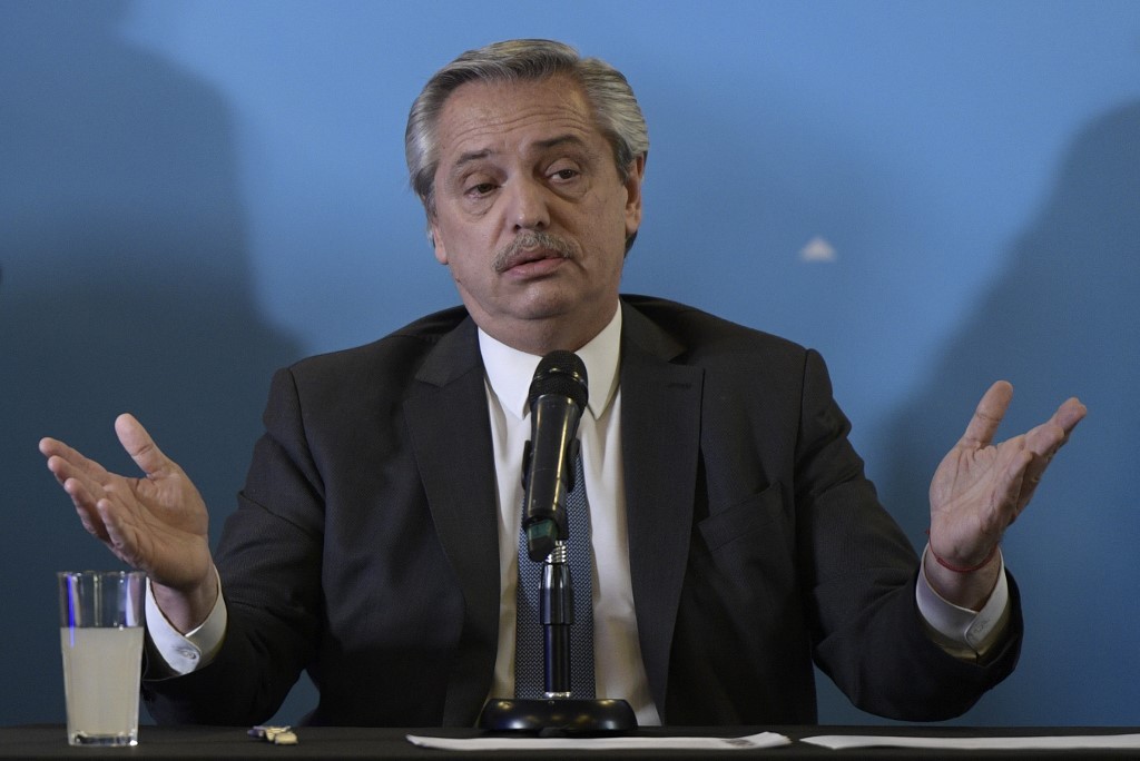 Alberto Fernández asume la Presidencia en una Argentina en crisis