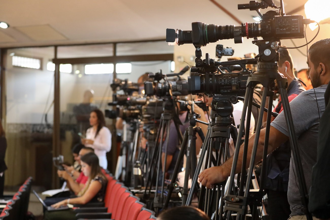 Colegio de Periodistas buscará revertir cambio salarial con negociaciones y acciones legales