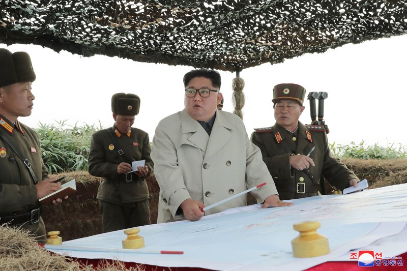 Corea del Norte lanzó tres proyectiles no identificados