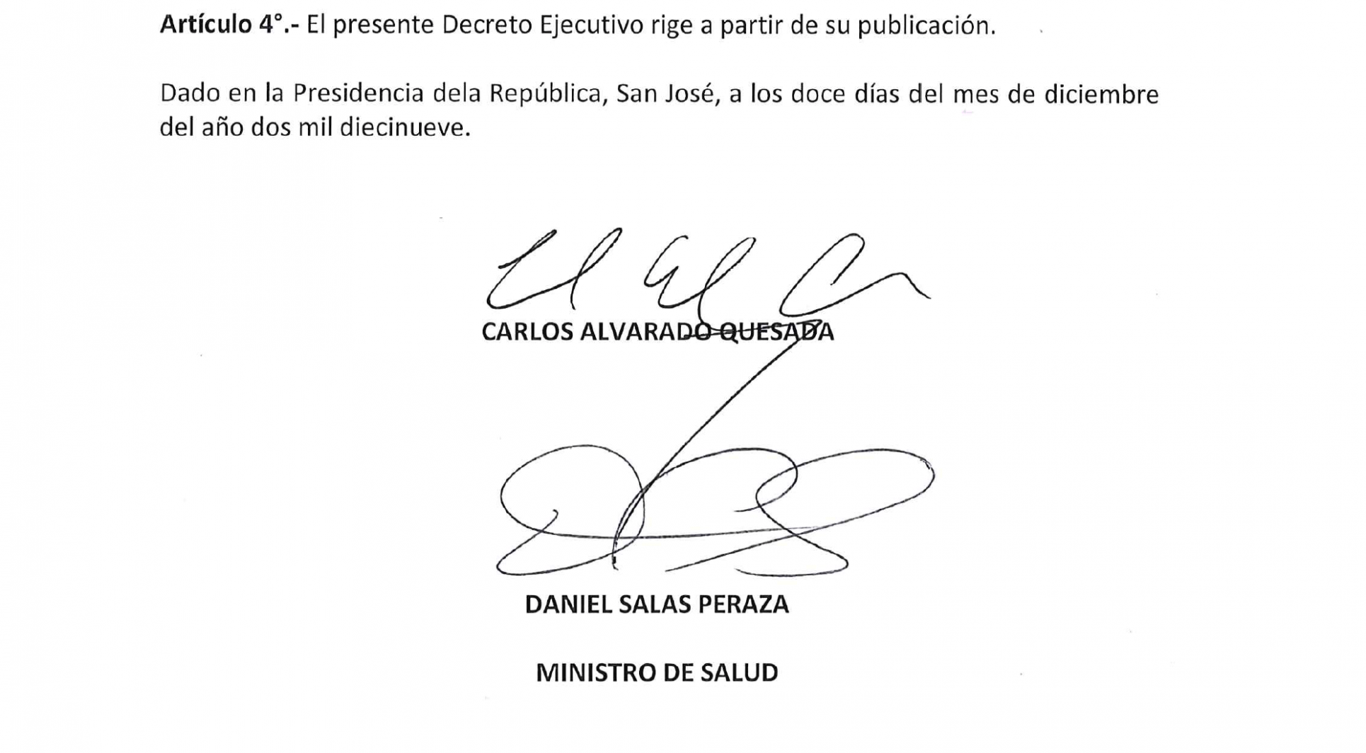 Presidente Carlos Alvarado firma norma técnica para la interrupción del embarazo