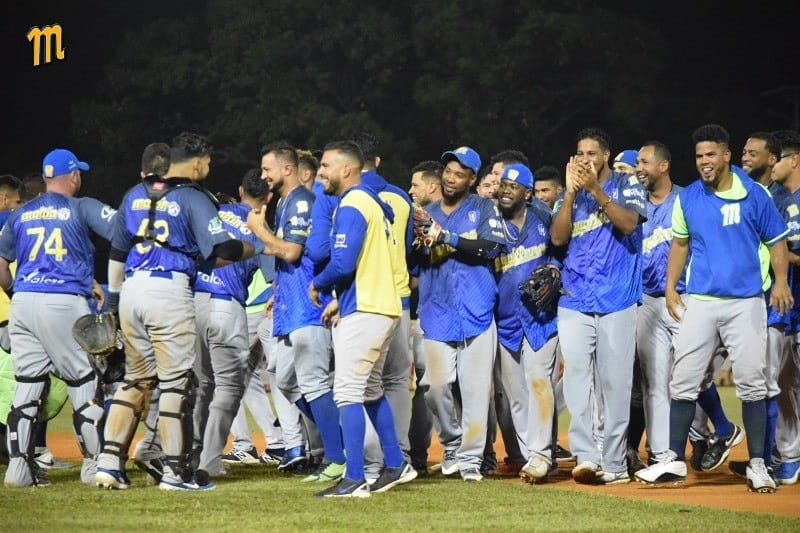 ¡Histórico! Partido de béisbol duró más de ocho horas y estableció nuevo récord en Venezuela