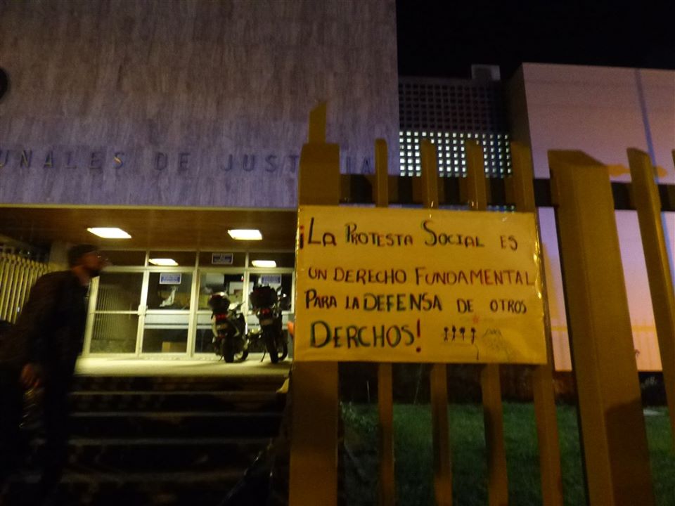En defensa de estudiantes que protestaron en San Ramón, exdiputado pide declarar inconstitucional norma que castiga bloqueos