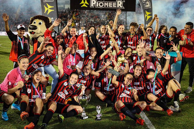 El campeón Codea queda fuera del fútbol femenino de Primera División