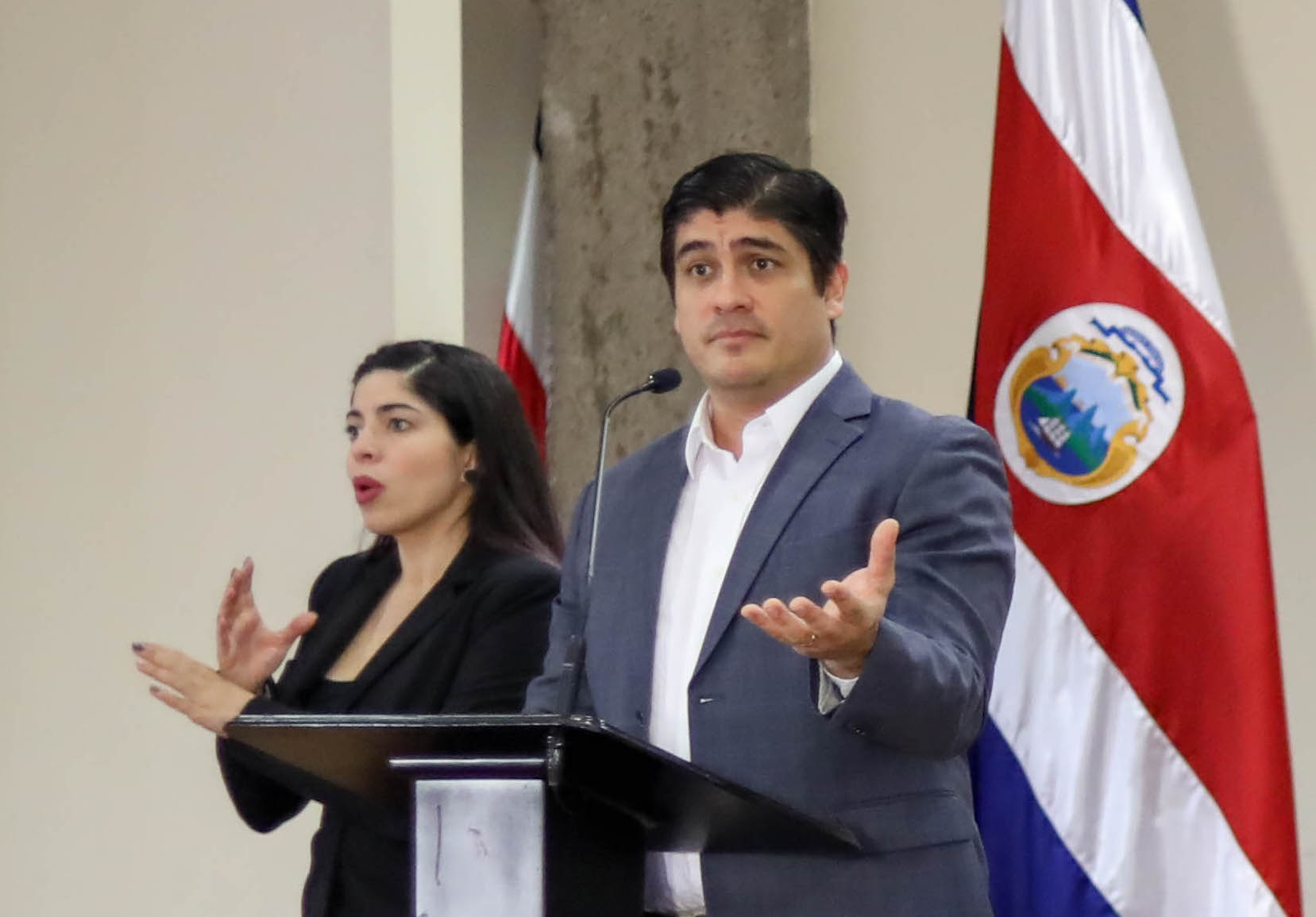 Carlos Alvarado agradece a diputados aprobación de proyecto de ley sobre huelgas