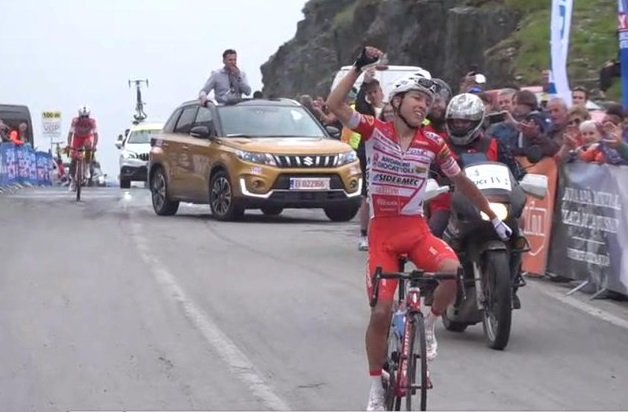 Ciclista tico Kevin Rivera gana cuarta etapa del Tour de Langkawi en Malasia