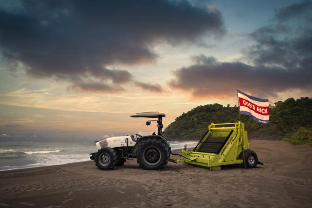 Barber Surf Rake: innovadora máquina podría limpiar playas del país en una hora