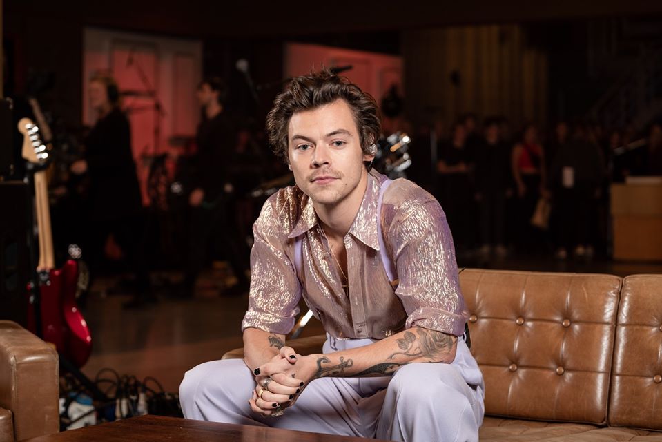 Harry Styles comienza el año con su álbum “Fine Line” como número 1 en Billboard