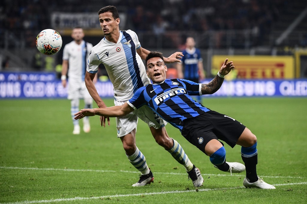 Lazio-Inter, duelo de aspirantes al interminable reinado de la Juventus en el fútbol italiano
