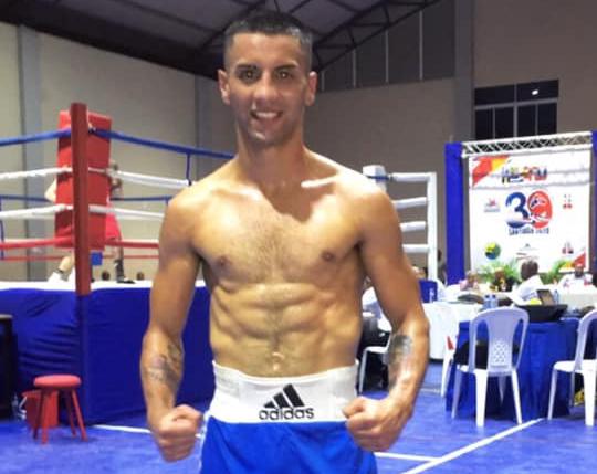 Boxeador tico Robinson Rodríguez llega a la final en República Dominicana
