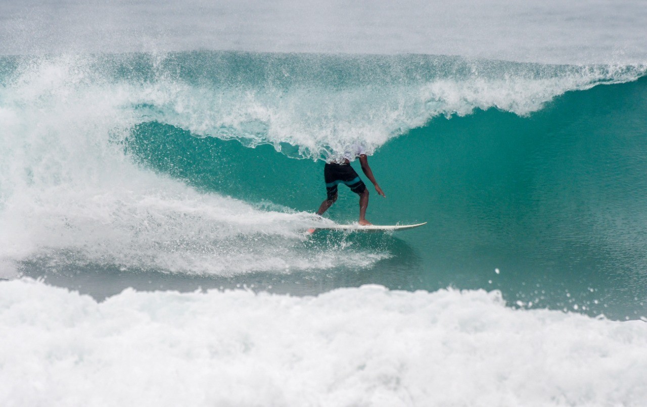Olas de hasta 2 metros esperan a los surfistas este fin de semana en Cocles