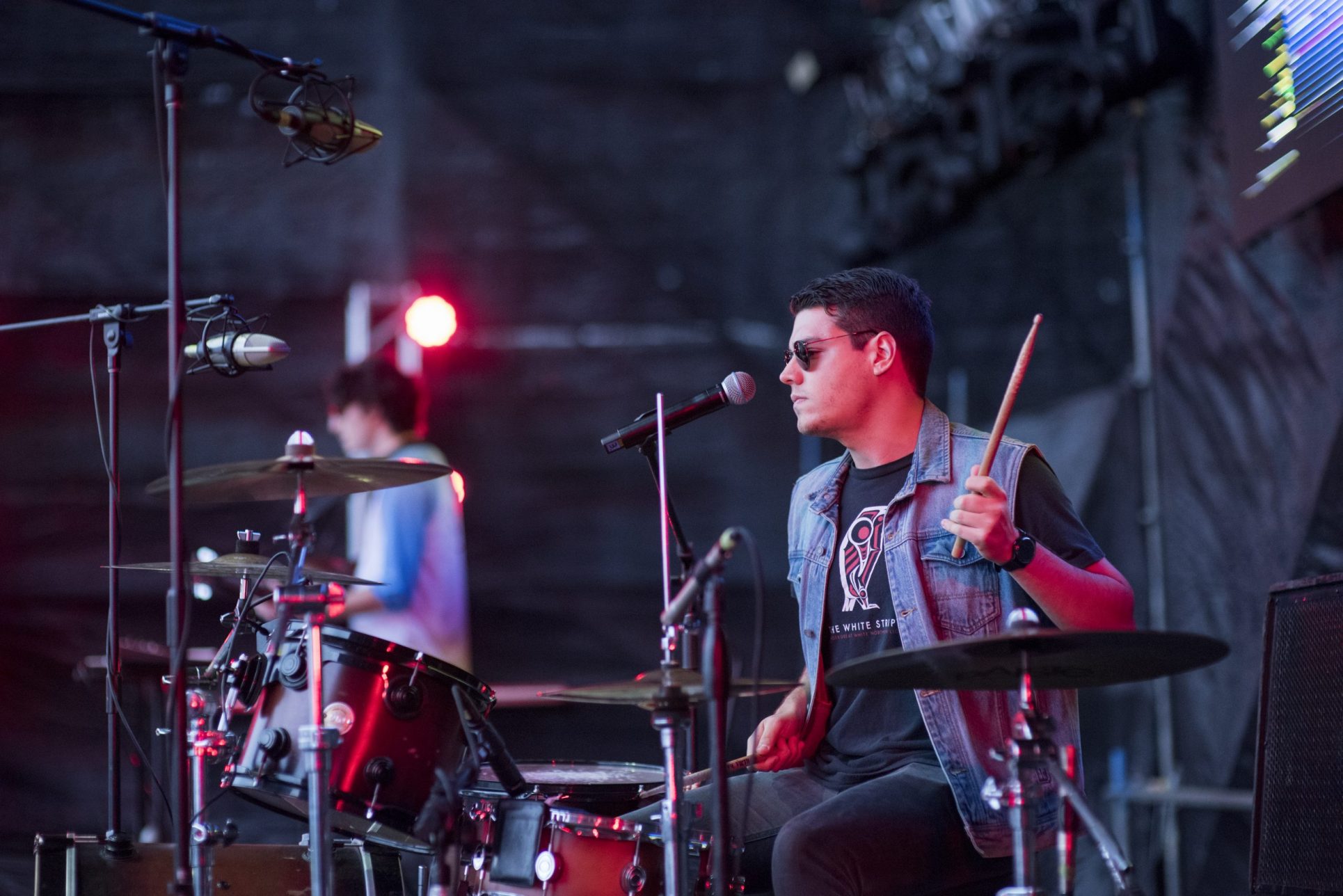 Sebastián Suñol, baterista de Magpie Jay, evoluciona y busca su carrera como solista