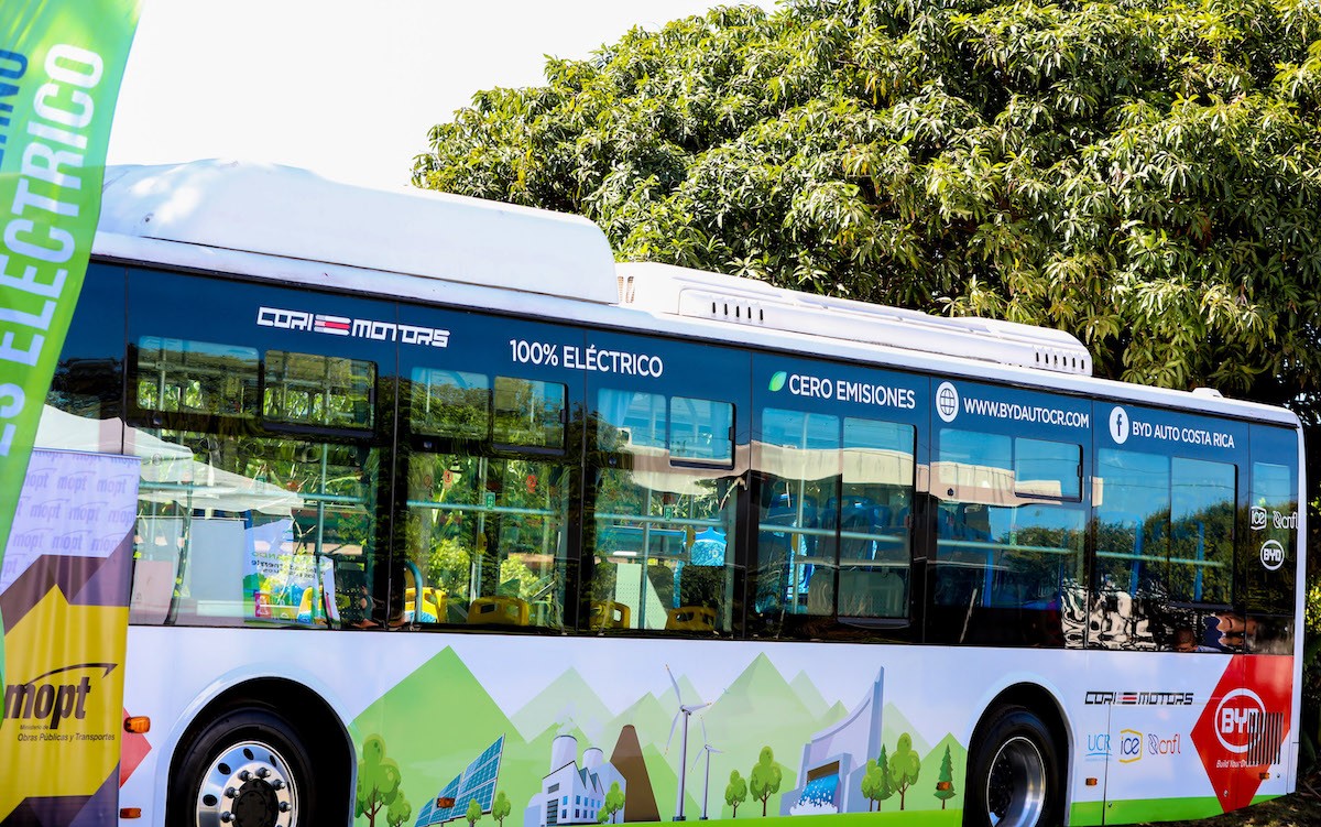 Presentan proyecto para impulsar a autobuseras a cambiar sus flotillas por buses eléctricos