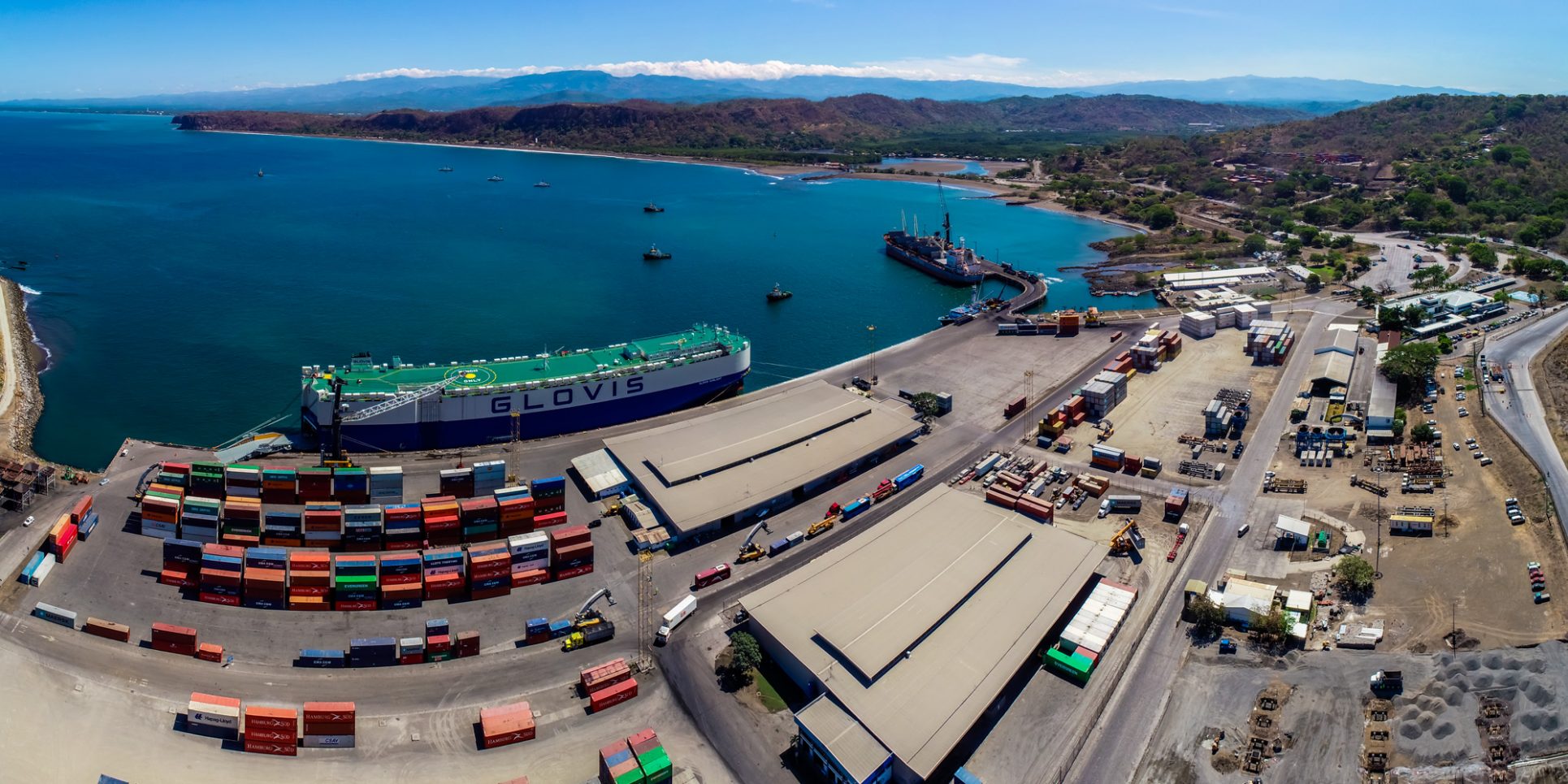 Incop garantiza capacidad de puertos para atender naves con suministros y mercancías