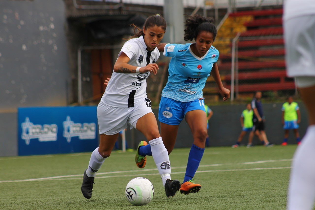 El coronavirus no detiene el fútbol femenino costarricense