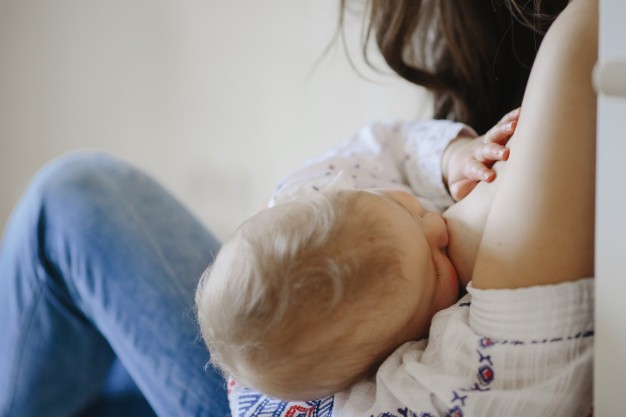 ¿Qué pasa con la lactancia materna en tiempos de COVID-19?
