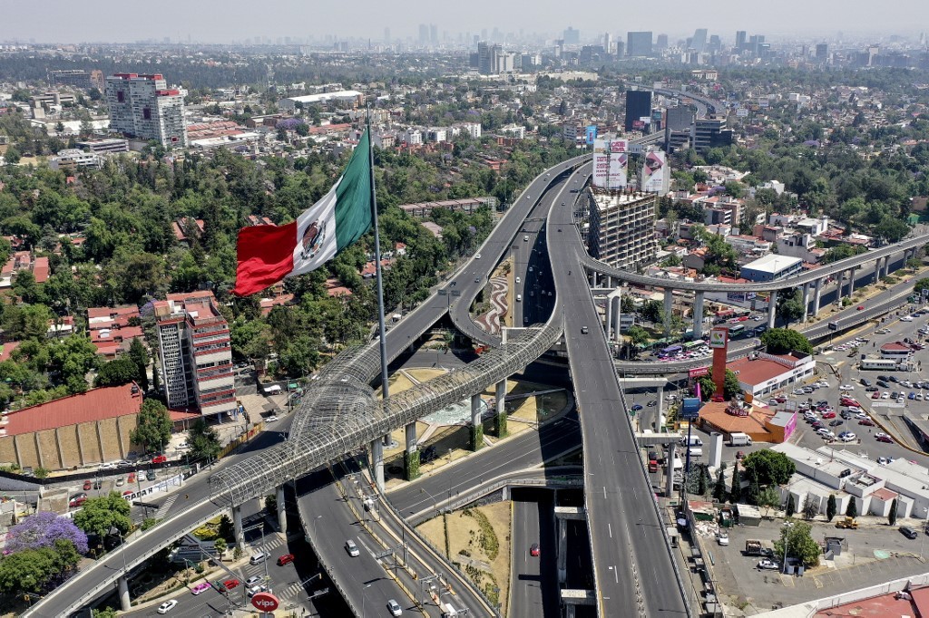 Fitch rebaja nota soberana de México previendo “severa recesión” por COVID-19