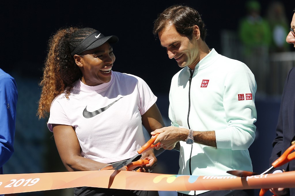 Federer propone la fusión de organizaciones masculina y femenina de tenis
