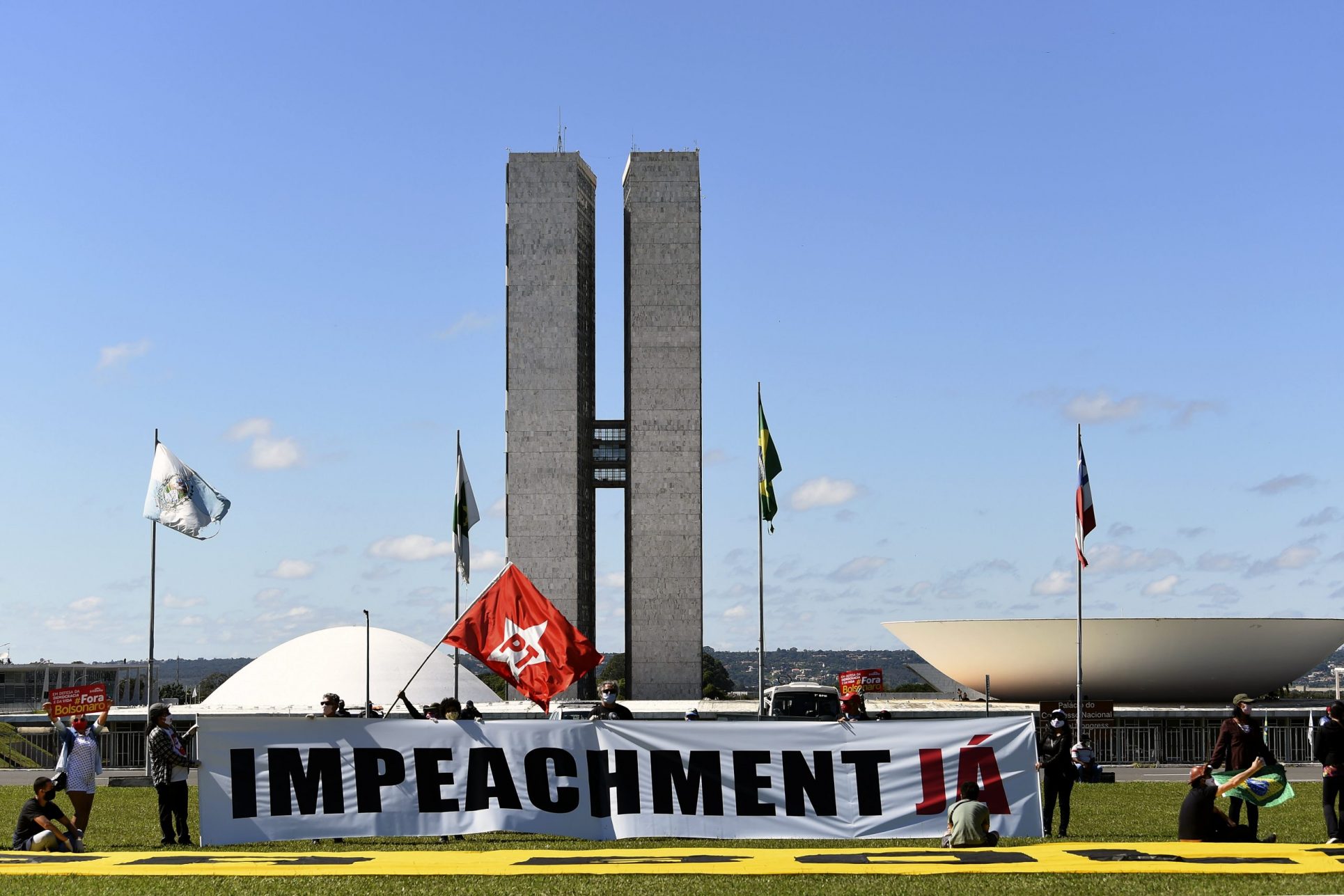 Insultos, gritos y amenazas: Justicia de Brasil libera video de una reunión del gobierno con un Bolsonaro molesto