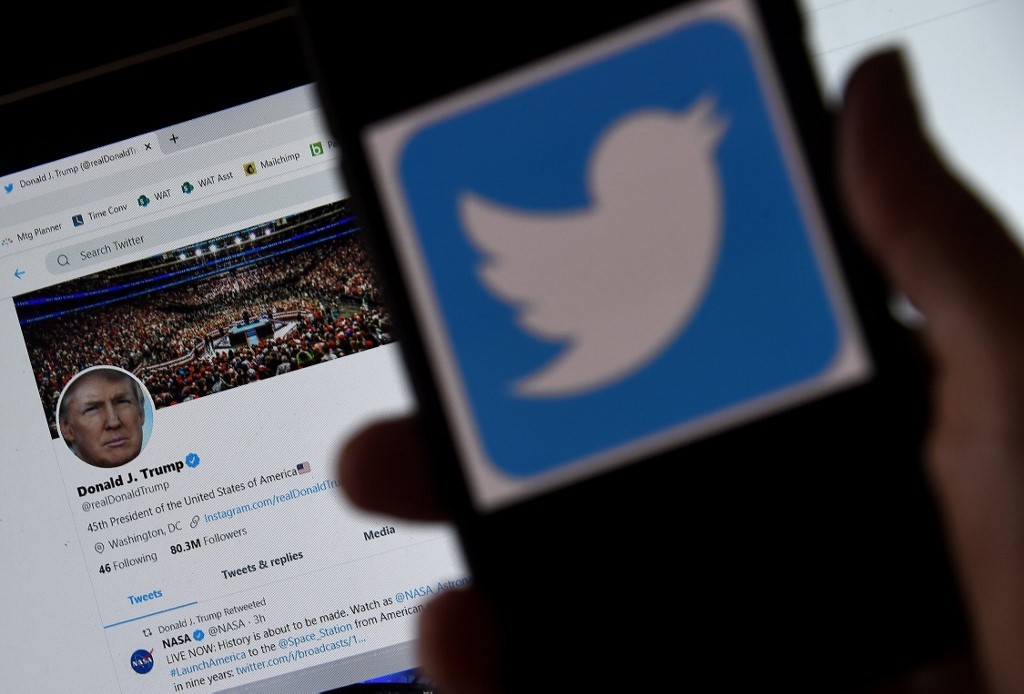 Trump amenaza con usar la fuerza contra manifestantes y Twitter oculta su mensaje