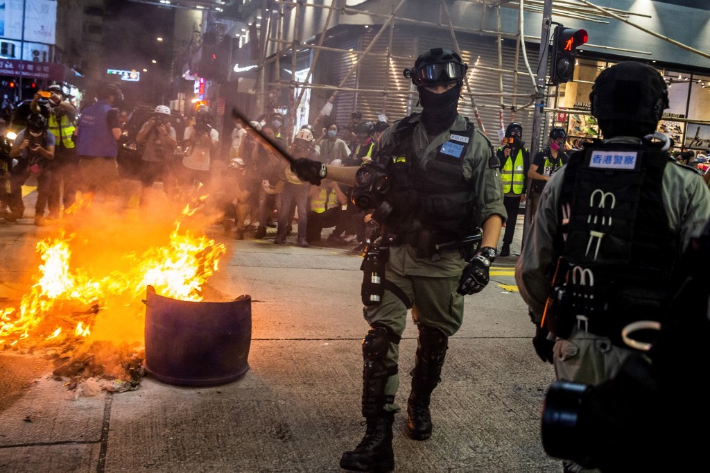 Un fuerte dispositivo policial impide las manifestaciones en Hong Kong