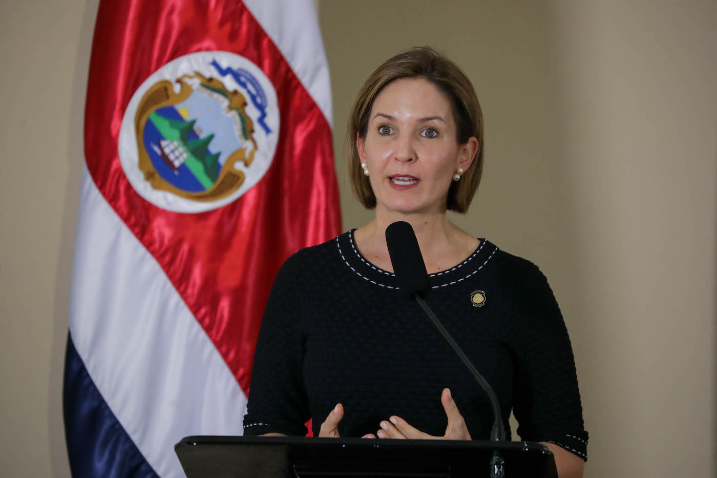 Ministra de Comercio Exterior, Dyalá Jiménez, presenta la renuncia sin detallar motivos