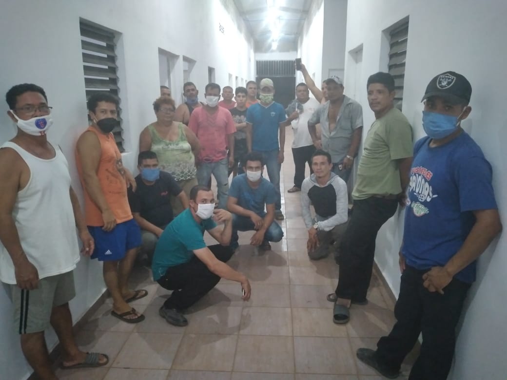 Más de 200 nicaragüenses varados en Panamá imploran volver a su país pero Daniel Ortega no los deja entrar