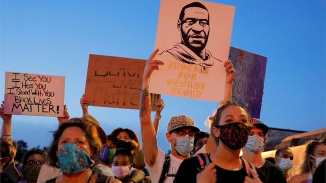 4 factores que explican por qué la muerte de George Floyd desató una ola de protestas tan grande en EE.UU.