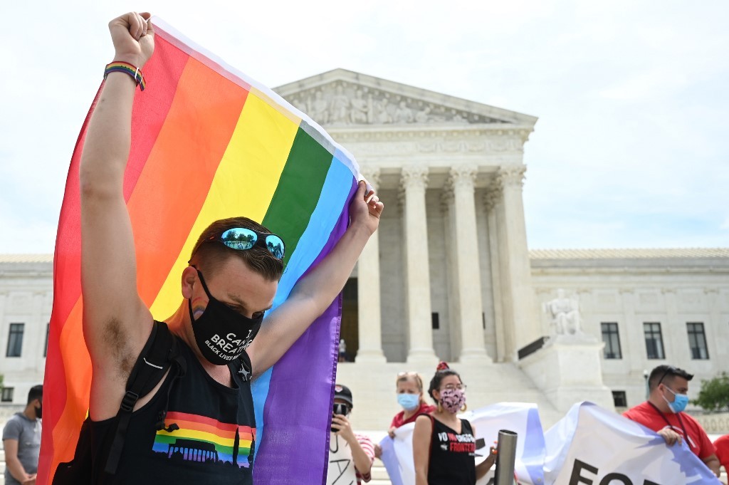 Corte Suprema de EE.UU. dice que son ilegales los despidos de homosexuales o transgénero