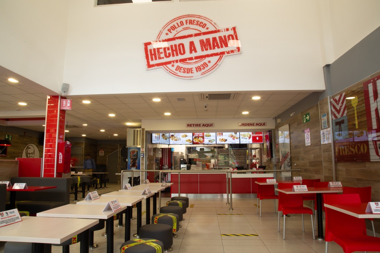 KFC invierte $600 mil y genera 21 puestos de trabajo en nuevo local en Sabana norte