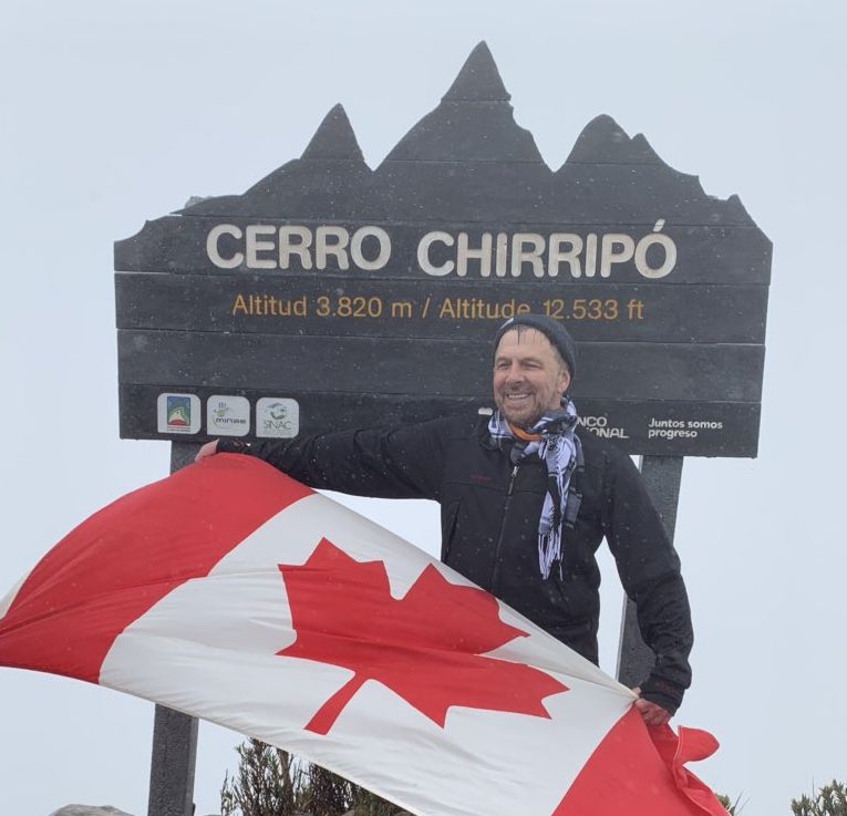 Embajador de Canadá en Costa Rica se encuentra estable en la UCI del hospital Cima tras accidente en Río Cuarto