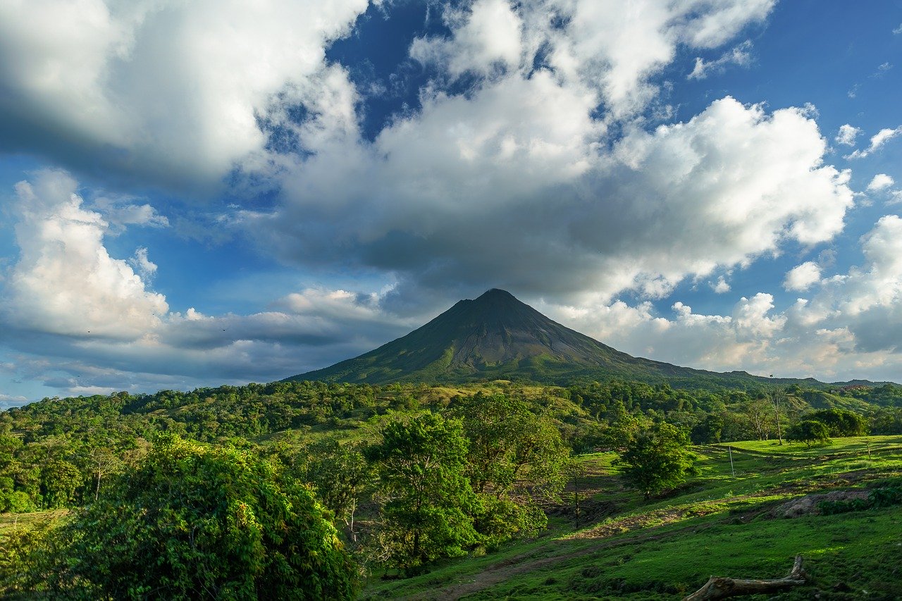 Costa Rica es el país más feliz de Latinoamérica y el 23 del mundo: revela estudio