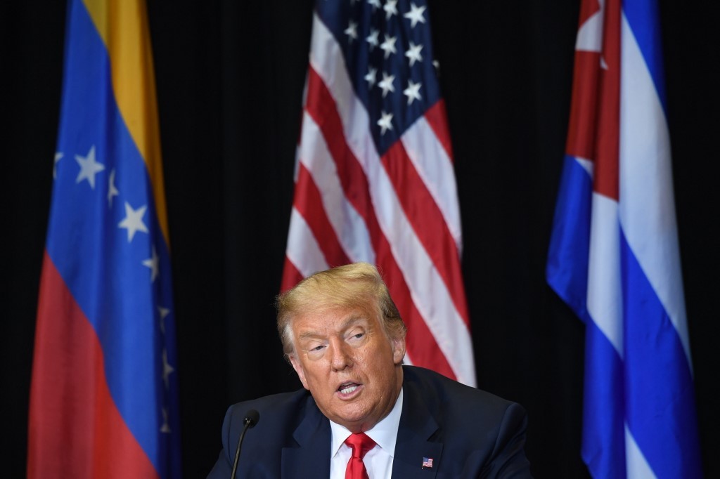 Trump promete “luchar” por Venezuela y por Cuba en visita a Florida