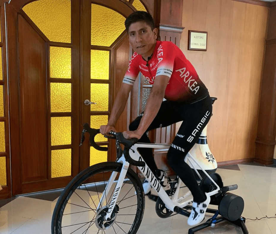 Nairo Quintana tendrá dos semanas de reposo tras ser arrollado en Colombia