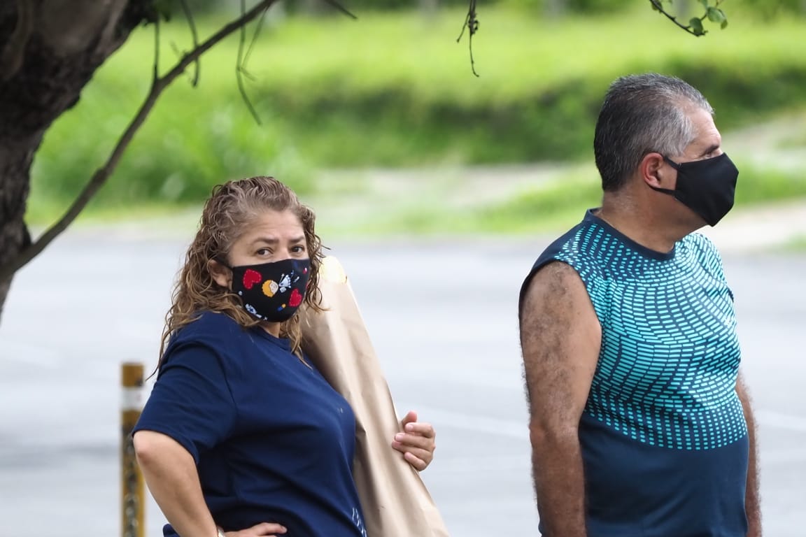 Gobierno de Alvarado no contempla relajar medidas sanitarias o quitar mascarillas antes del 8 de mayo