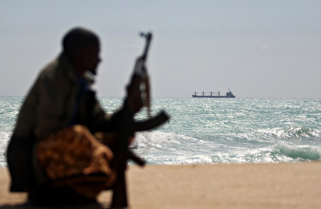 Piratas somalíes liberan a 3 rehenes iraníes detenidos desde 2015