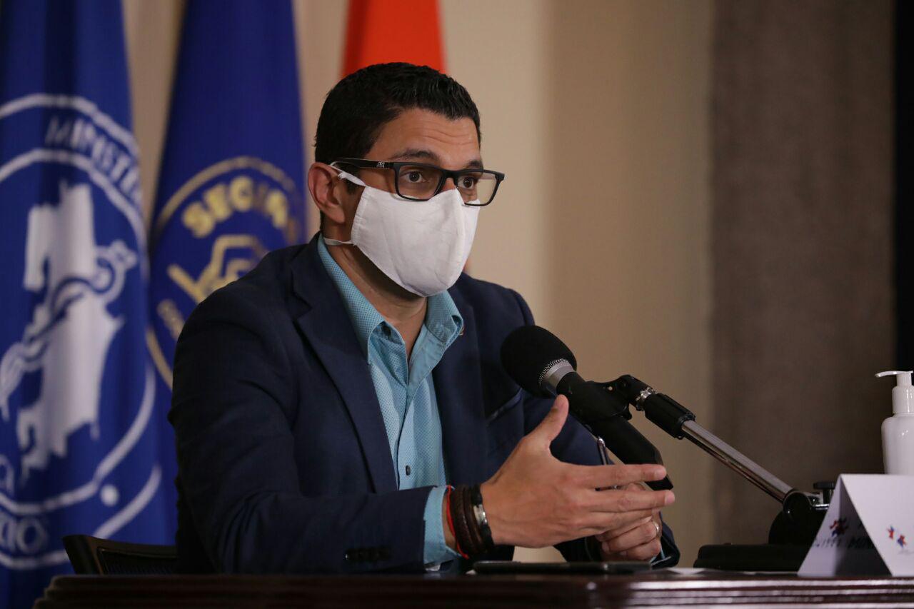 Daniel Salas, ministro de Salud: “Atravesamos la situación más crítica desde que la pandemia inició”