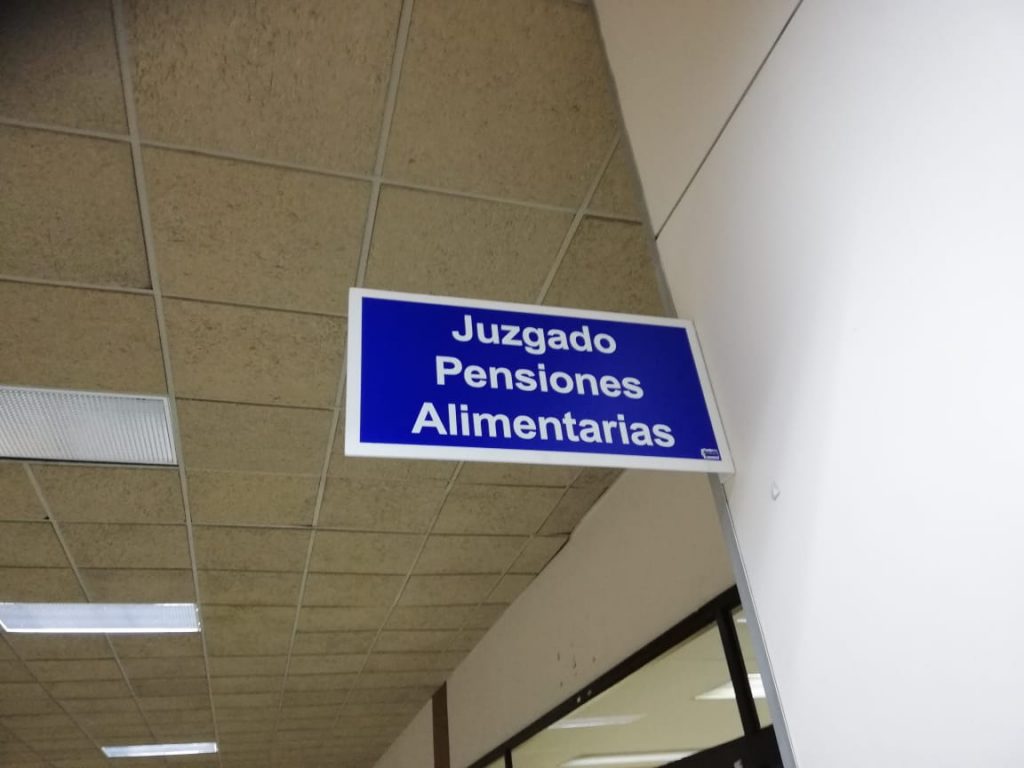Sala IV exige acelerar casos de pensiones alimentarias: “puede estar en juego libertad de deudores”
