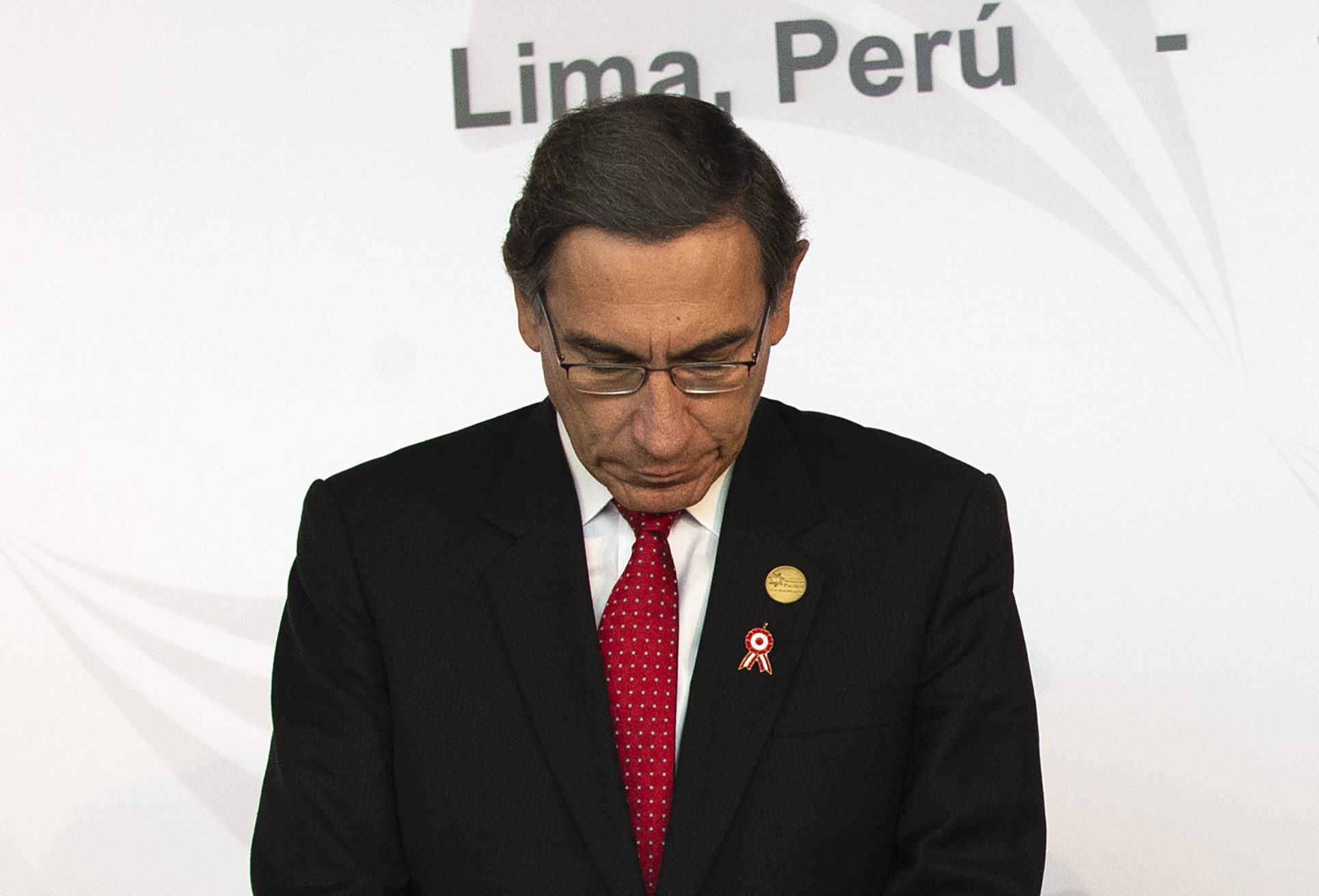 Presidente de Perú acusa al jefe del Congreso de “conspiración” para destituirlo