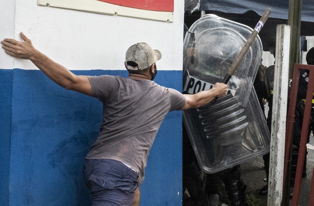 (Video) Denuncias de Corrales llevaron a infiltrar policías en protesta, confirma Seguridad