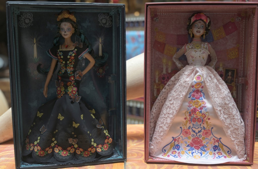 Barbie “Día de Muertos”, entre la exaltación cultural y la explotación monetaria
