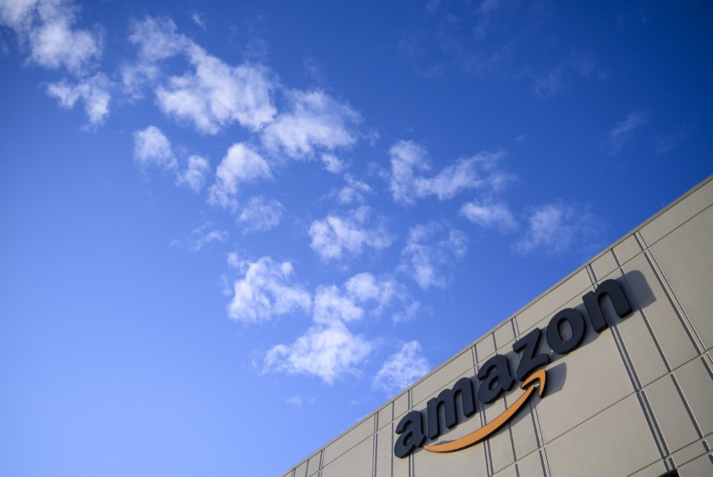 Amazon autoriza a algunos empleados a trabajar en casa hasta junio de 2021